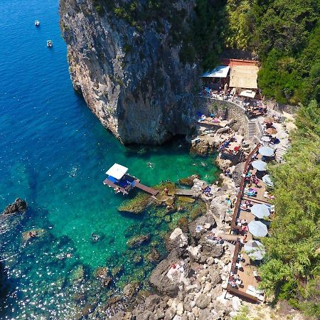 Elysium Apartments Corfu باليوكاستريتسا المظهر الخارجي الصورة