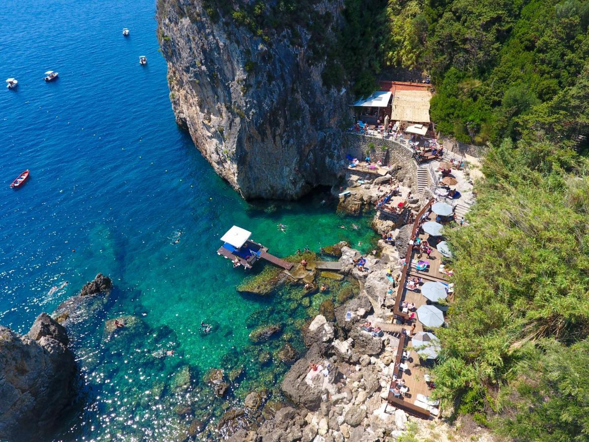 Elysium Apartments Corfu باليوكاستريتسا المظهر الخارجي الصورة